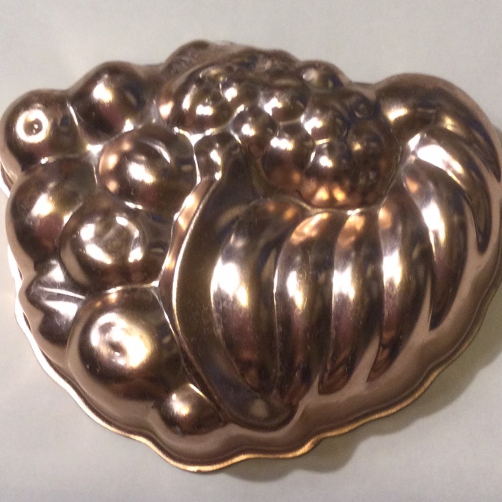 Wear-ever cake pan